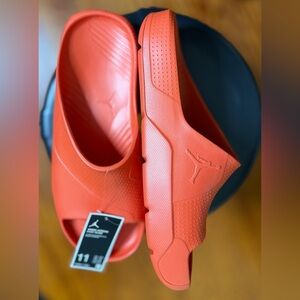 GORGEOUS JORDAN POST SLIDES!!!